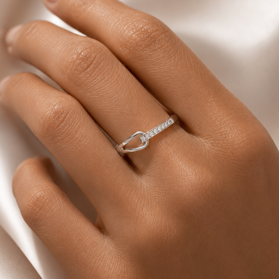 Avery Ring Silver