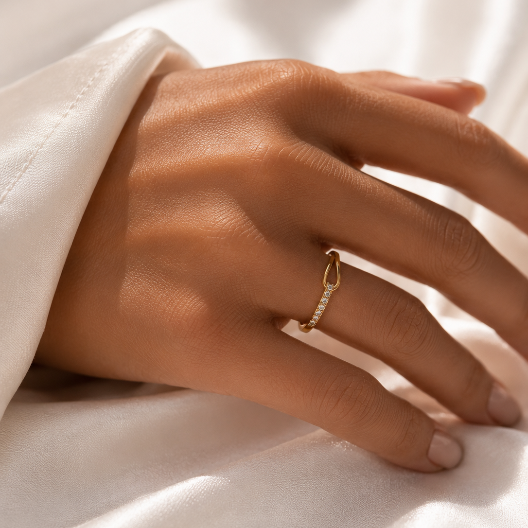 Avery Ring Gold